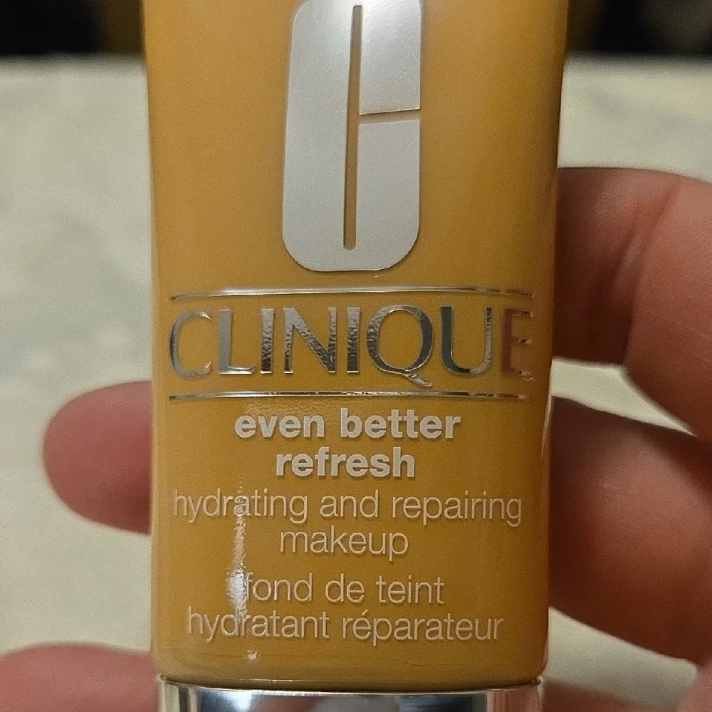 Clinique Even Better Refresh Foundation
